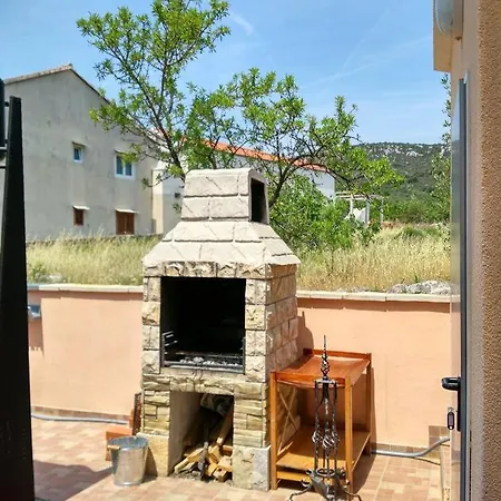 Studio 8660b 公寓 Vinišće