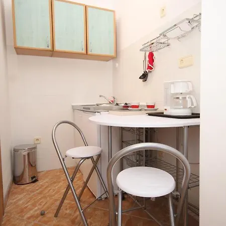 Studio 8660b 公寓 Vinišće